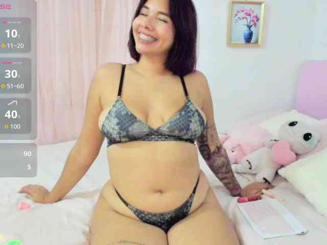 LucyMartelli webcam