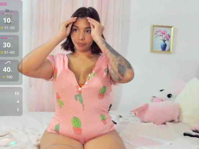 LucyMartelli webcam