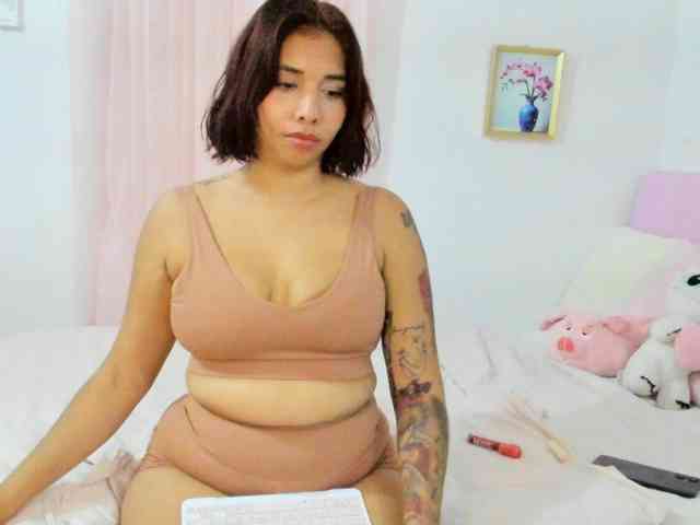 LucyMartelli LucyMartelli