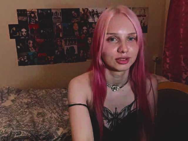 ThanhMetzel live cam on BongaCams