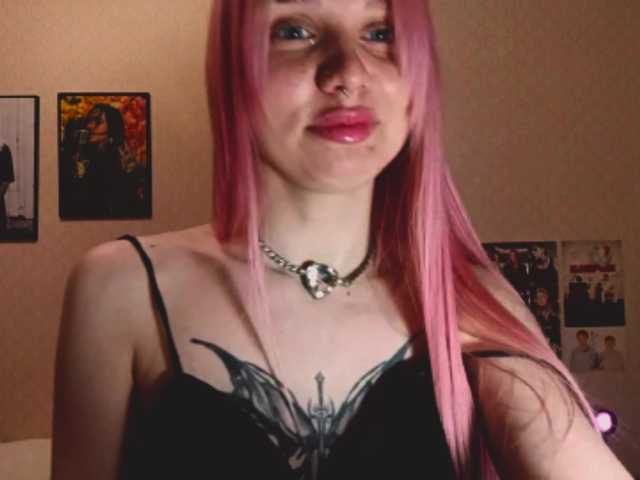 ThanhMetzel live cam on BongaCams