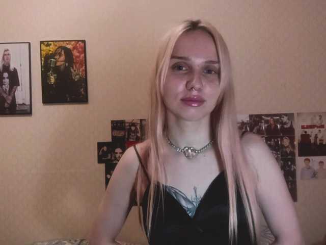 ThanhMetzel live cam on BongaCams