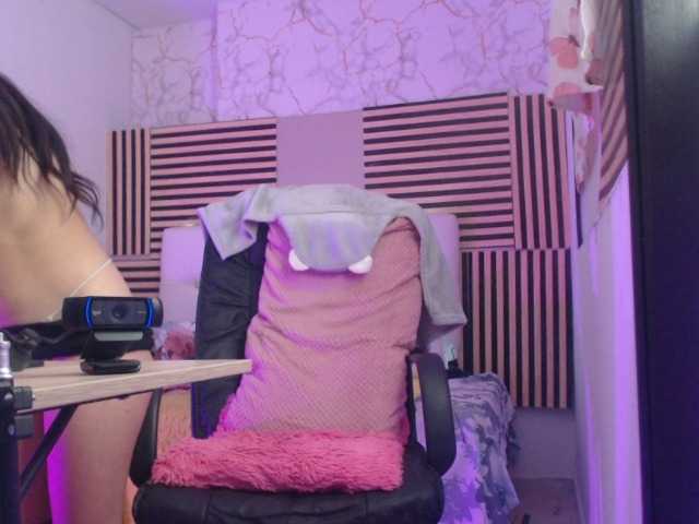 jenjenfunx live cam on BongaCams