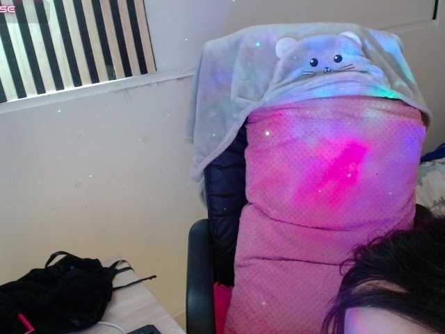 jenjenfunx live cam on BongaCams