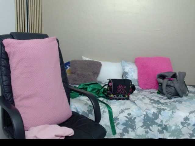jenjenfunx live cam on BongaCams