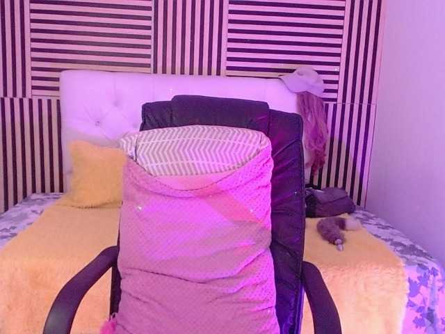 jenjenfunx live cam on BongaCams