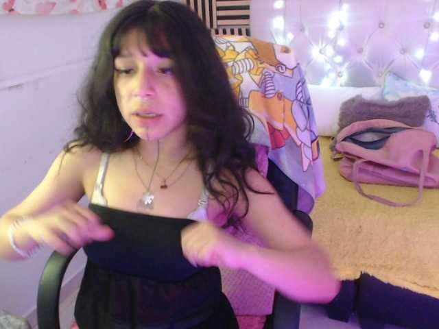 jenjenfunx live cam on BongaCams