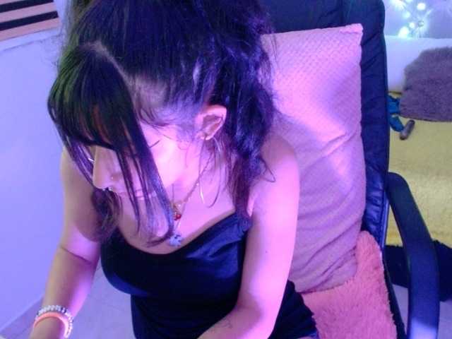 jenjenfunx live cam on BongaCams