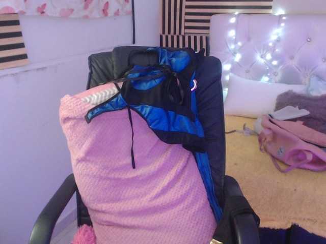 jenjenfunx live cam on BongaCams