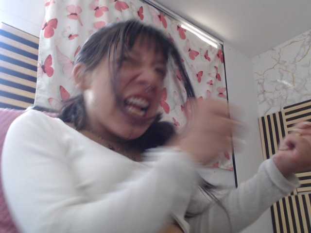 jenjenfunx live cam on BongaCams