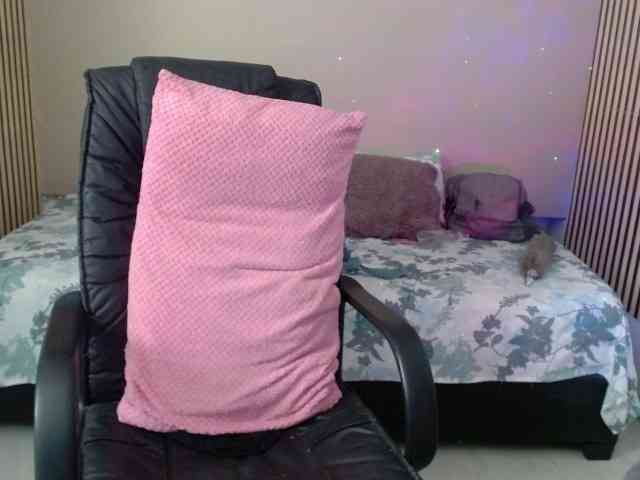jenjenfunx webcam