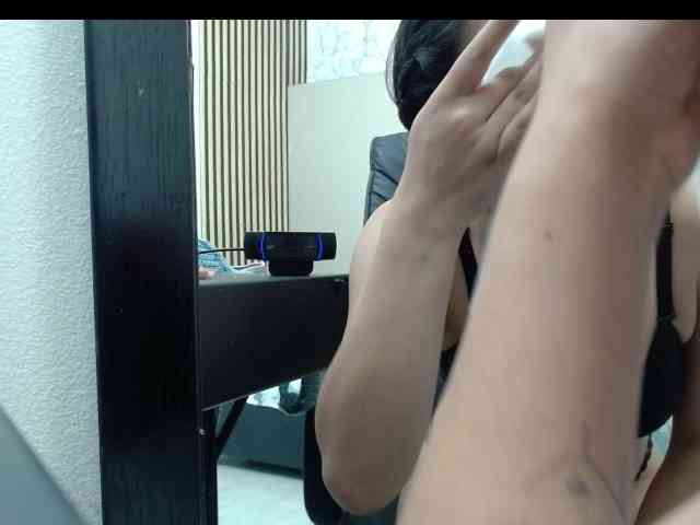 jenjenfunx webcam
