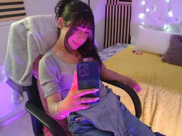 jenjenfunx webcam