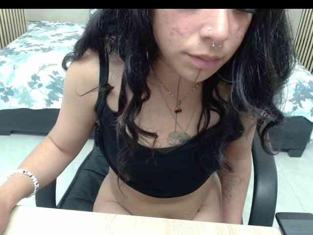 jenjenfunx webcam
