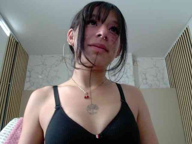 jenjenfunx webcam