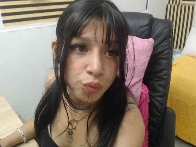 jenjenfunx webcam
