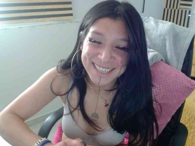 jenjenfunx webcam