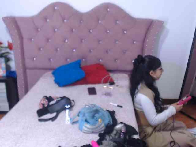 jenjenfunx webcam