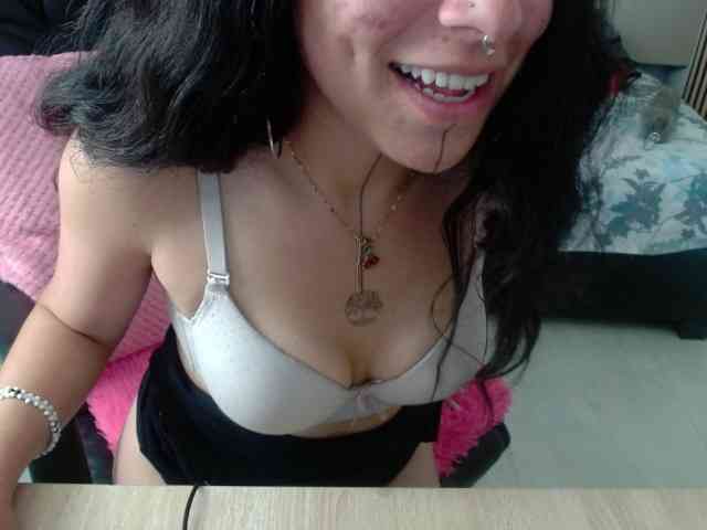jenjenfunx webcam