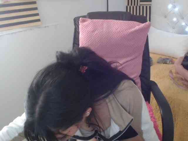 jenjenfunx webcam