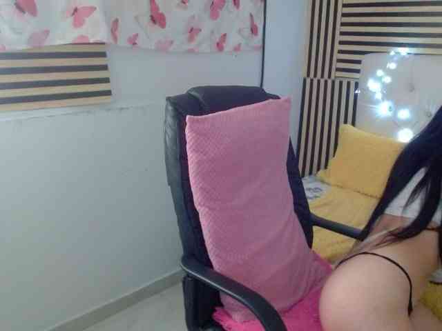 jenjenfunx webcam