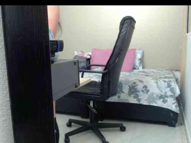 jenjenfunx webcam