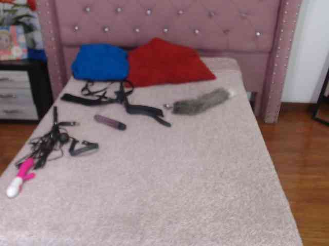 jenjenfunx webcam