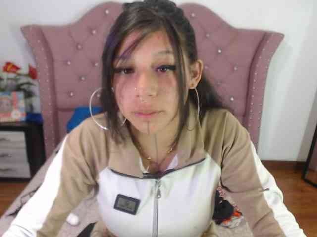 jenjenfunx webcam