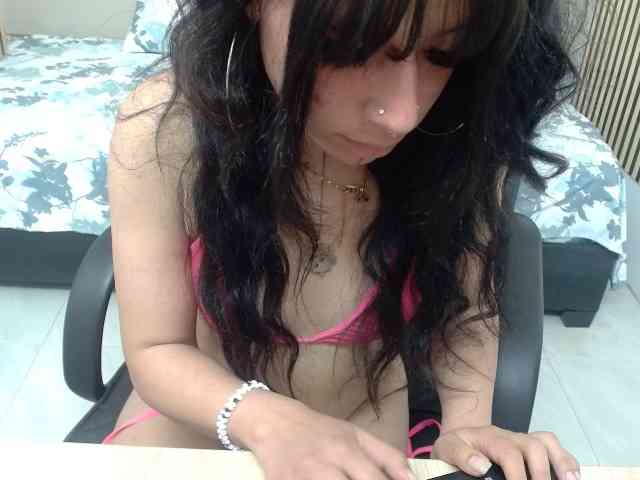 jenjenfunx webcam