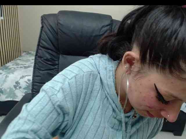jenjenfunx webcam