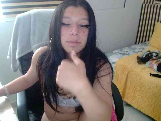 jenjenfunx webcam