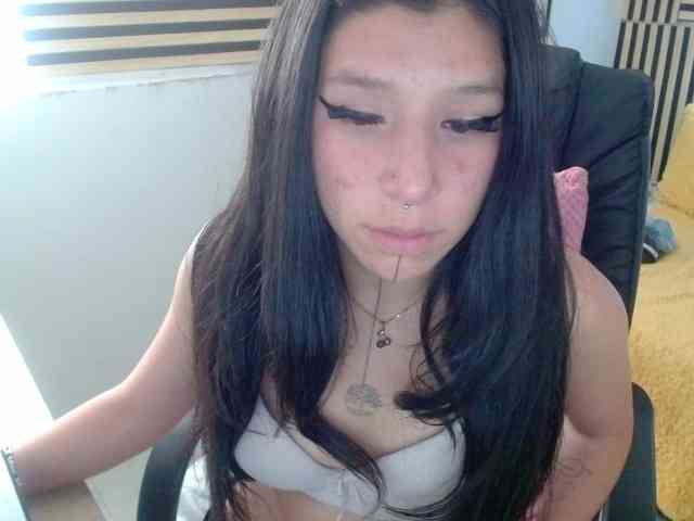 jenjenfunx webcam
