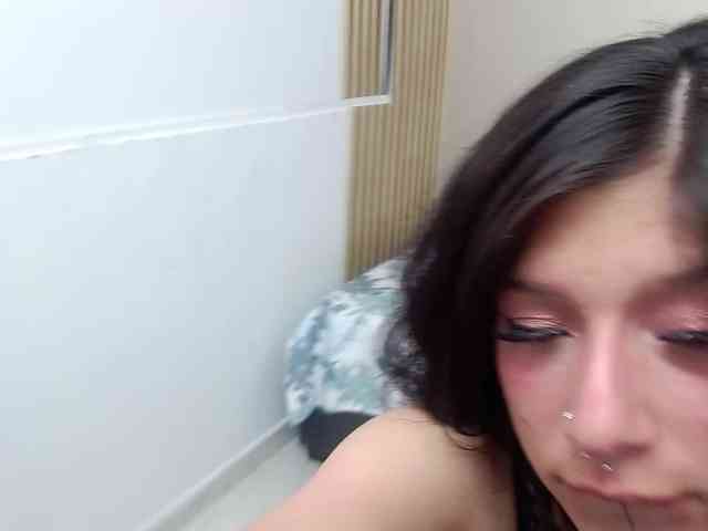 jenjenfunx webcam