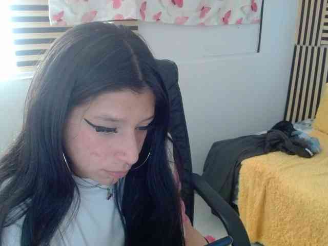 jenjenfunx webcam