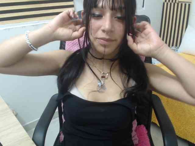 jenjenfunx webcam