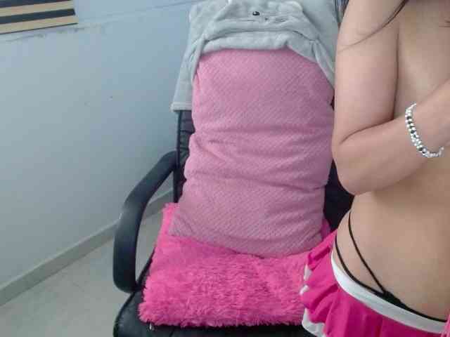 jenjenfunx webcam