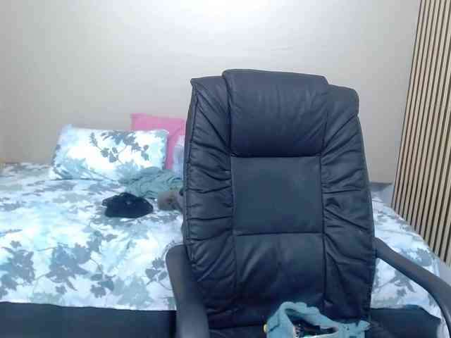 jenjenfunx webcam