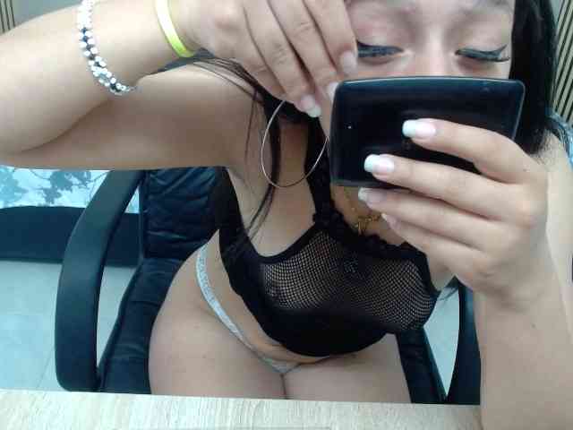 jenjenfunx webcam