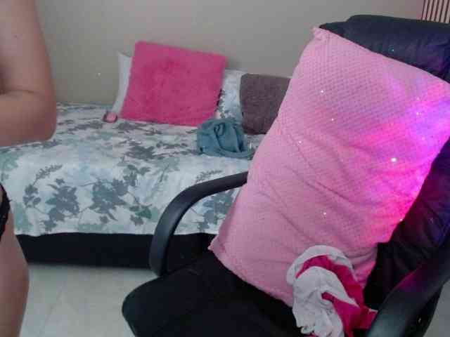 jenjenfunx webcam