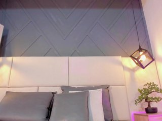 Mia-ferrarii's Live Webcam