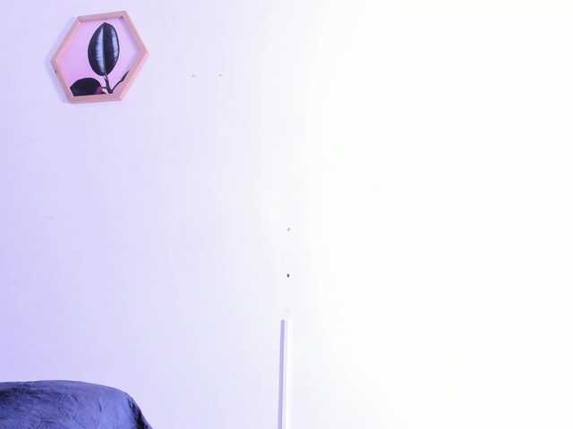 Mia-ferrarii live cam preview
