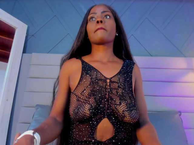 Mia-ferrarii live cam on BongaCams