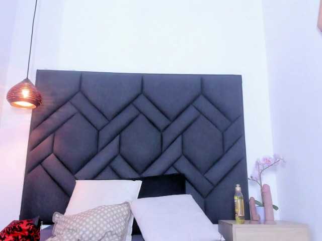 Mia-ferrarii live cam on BongaCams