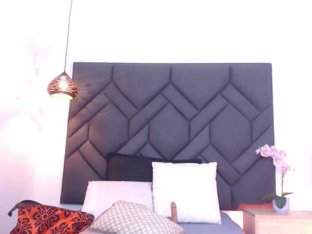 Mia-ferrarii live cam on BongaCams