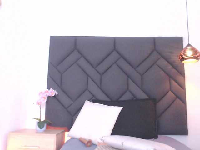 Mia-ferrarii live cam on BongaCams