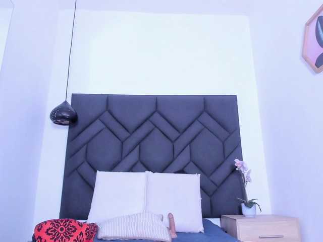 Mia-ferrarii live cam on BongaCams