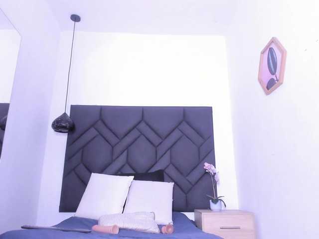 Mia-ferrarii live cam on BongaCams