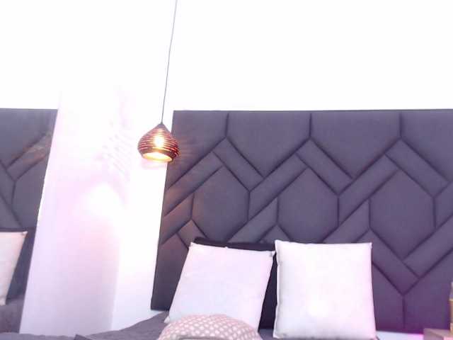 Mia-ferrarii live cam on BongaCams
