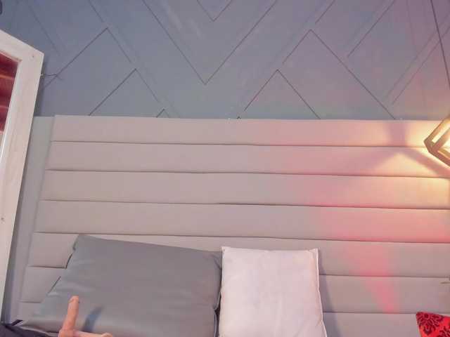 Mia-ferrarii live webcam show