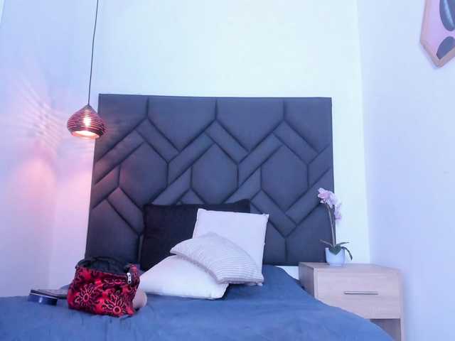 Mia-ferrarii live cam on BongaCams